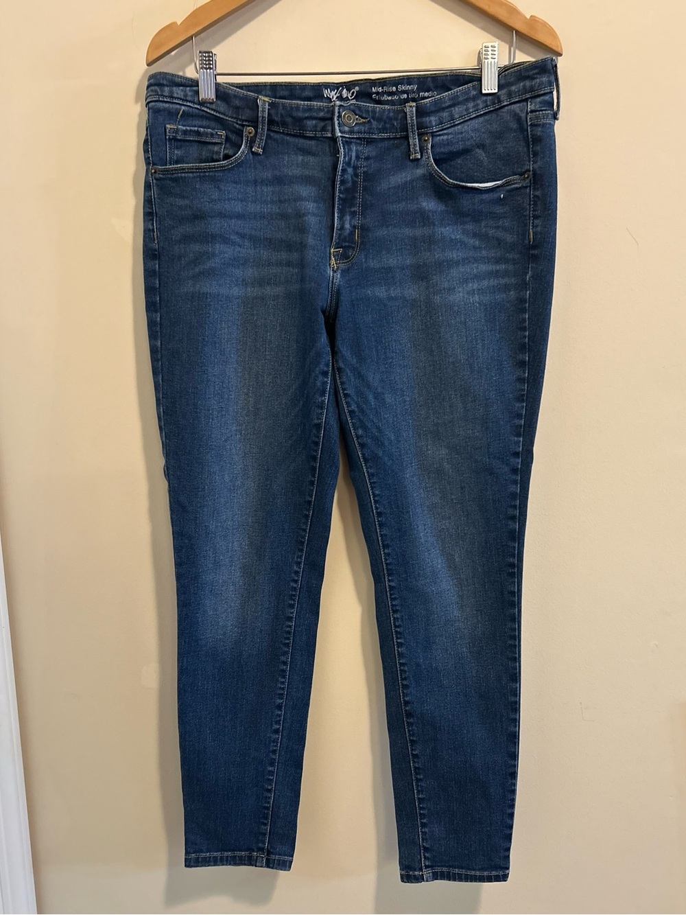 Mossimo Supply Co. Dark‎ Blue Skinny Jeans